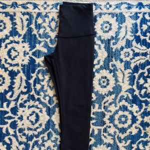 Lululemon Black 23’